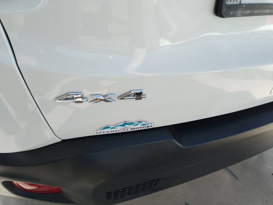 Jeep renegade 2019 sport دةبل اكسل بةسمة شةغال شاشة كاميرة عةساس بلاجيكتؤر سةيارةكة نموونةية لةجواني مةسروفي تيا نية سةيارةكة بي سبوغة تةنها يةك جاملغ بة بيلادي كؤراوة بي ايرباگ هيج ايرباكي نةتةقية بةشةرت كير و مةكينة تةبريد بةشةرت نةكراوةتةوة سعر 125 وةرةقة كةمي مةجال بؤ زانياري زياتر بةيوةندي بةو زمارةية بكة *********** واتساب و فايبر
شوين معرض قرجوغ پشت معرض كوردستان 40 متري أربيل, العراق
