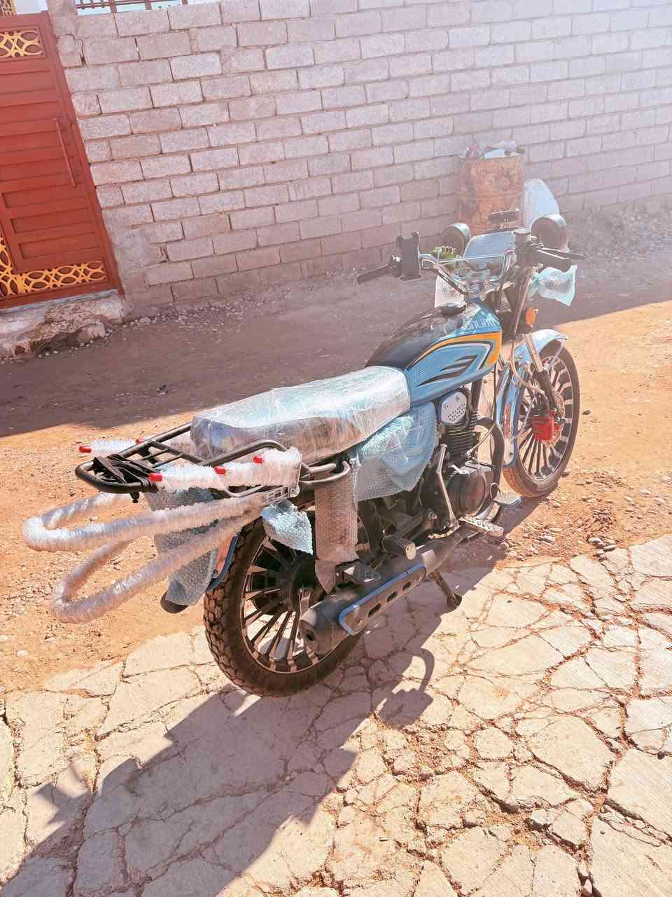 للبيع سولنك 2025 ضاغطة وزنجيل كله شرط مكاني بيجي السعر (750)! بي مجال قليل
هـ ‭0770 942 9887‬
