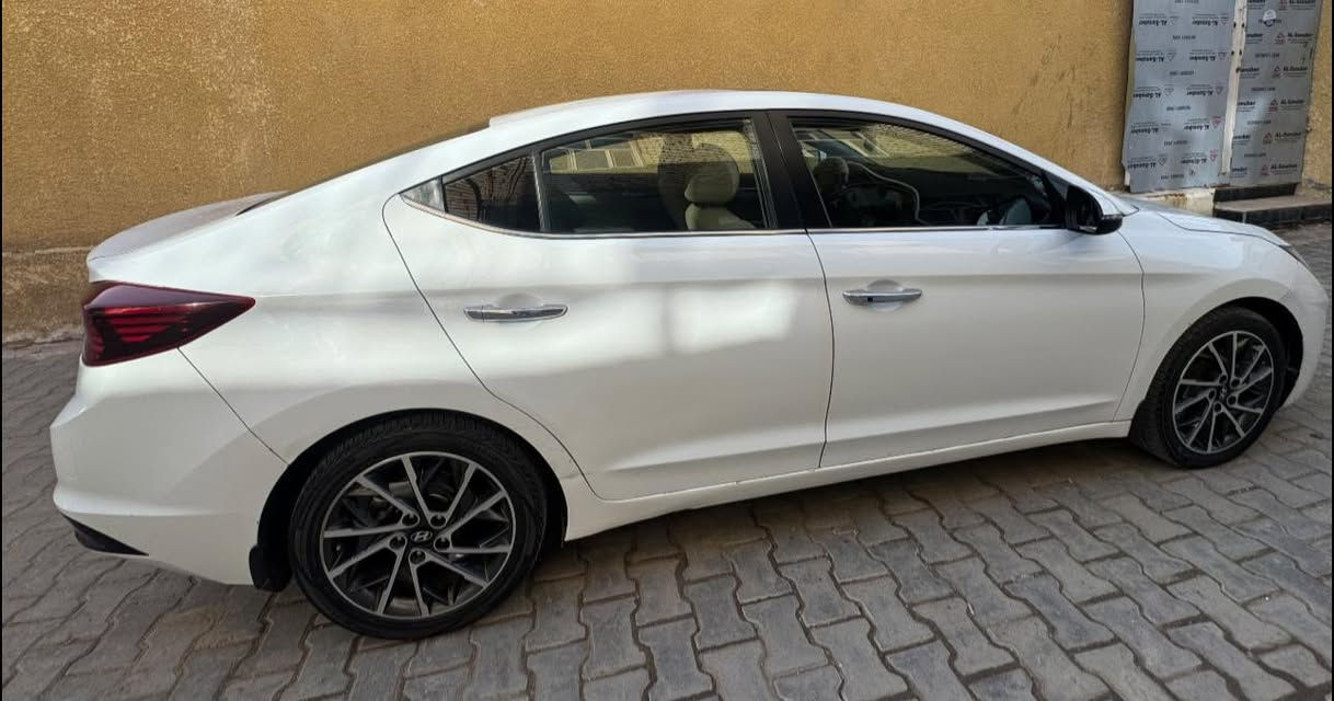 النتراموديل2020 خليجي سونار سياره موجودة بيه ماشيه190 تواصل *********** سعر سياره ب155 مكانه بغداد الشعلة
