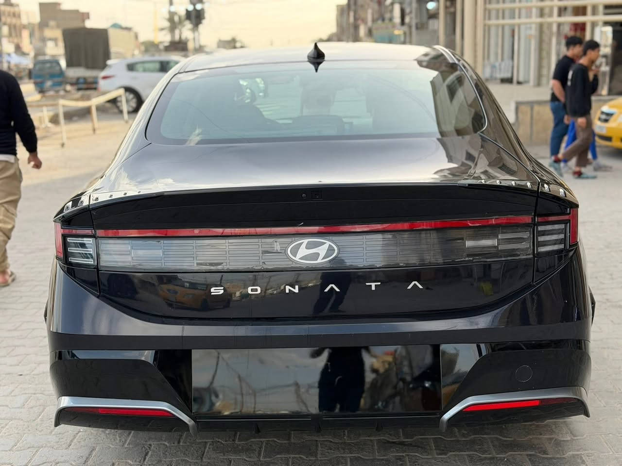 السلام عليكم
سوناتا موديل 2025 بدون رقم حادث خفيف بدون ايرباك  
محرك 2500
بصمة

كشن كهرباء

تدفئة كشنات

كير تعليك

سايدبريك دكمة

Autohold

تبريد لمس

السيارة ماشية 7000

السعر 185 وبيهة مجال

***********
