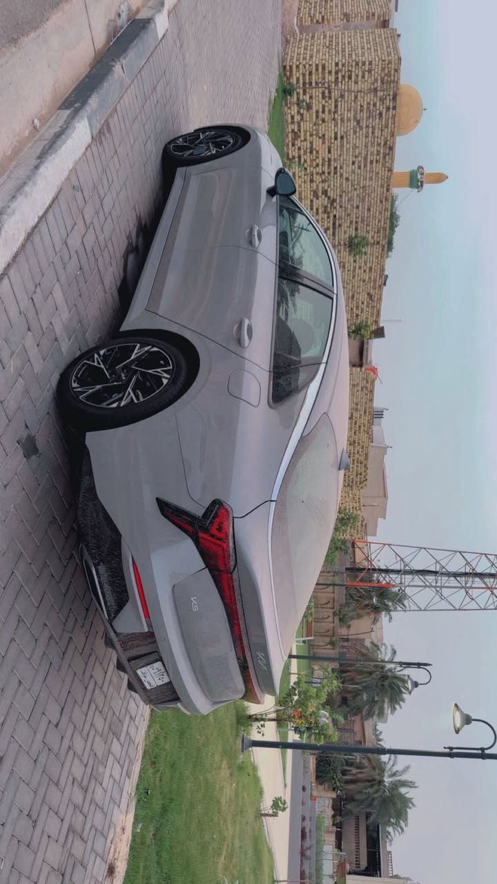 السلام عليكم 

كي فايف مديل 2025 

وارد امريكي رقم بصرة شهداء 

السياره فول مواصفات ما عدا الفتحه 
GT lien 
2500  المرغوب

ماشية 9000 

معروفا الموصفات بعد مال جيتي لاين 

السعر 190 

الاستفسار الاتصال

***********
