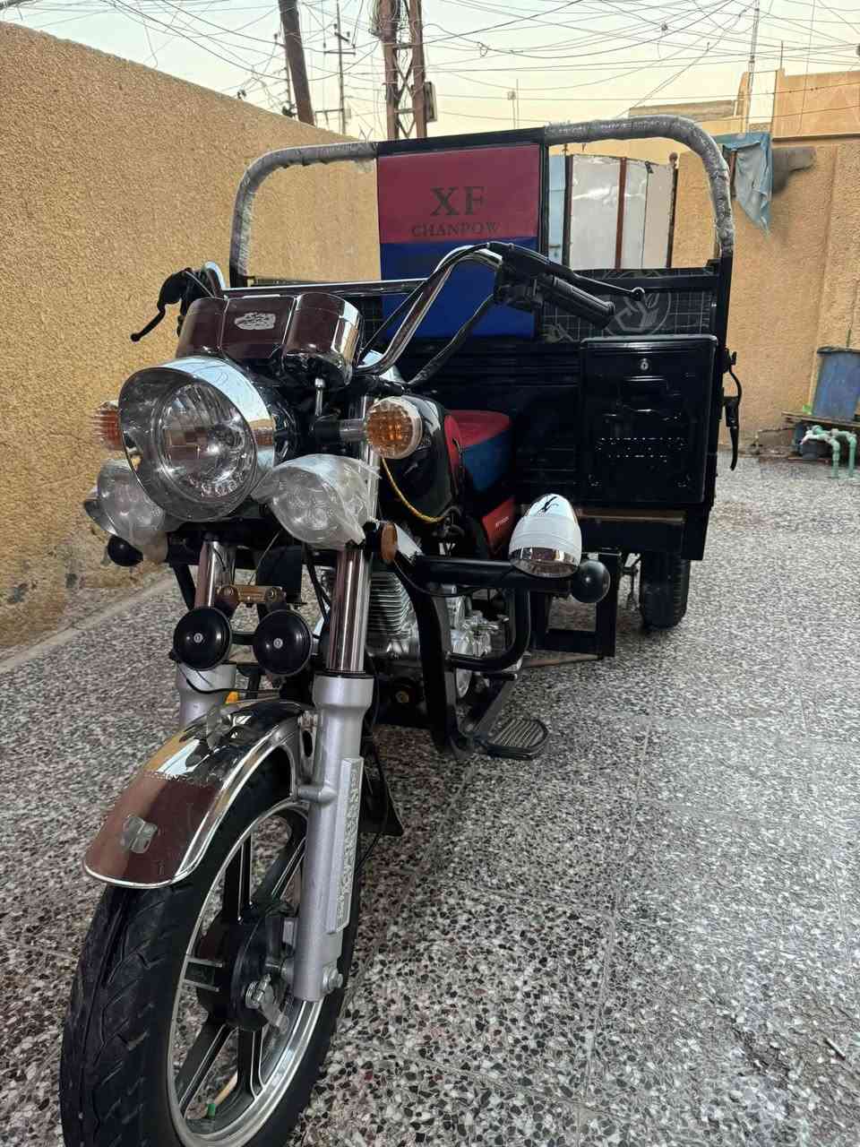 سلام عليكم ستوته للبيع رقم وسنويه بأسمي نضيفه كلش مكاني بغداد المدينه ***********
