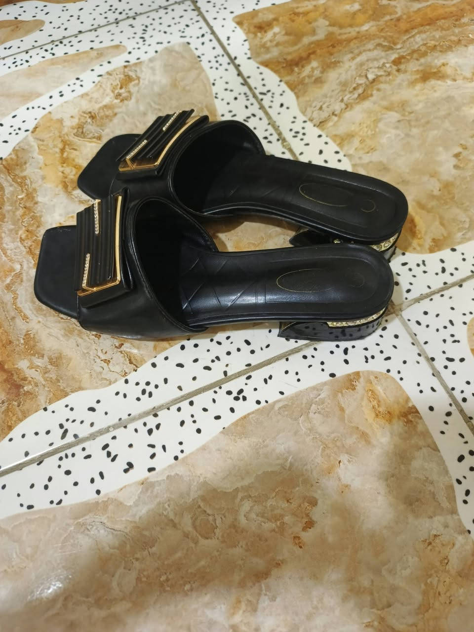 زوج ٥


**إذا كنت صاحب هذا الإعلان وتريد حذفه لأي سبب، رجاءا أرسل رسالة إلى الدعم الفني**