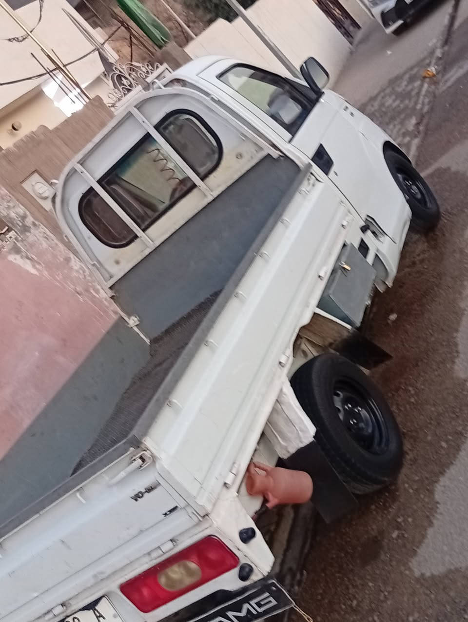 سلام عليكم سياره شيري مايكرو تراك واحد طن باسمي كير عادي ومحرك مكفولات شرط كشر نضيف 90بلميه كهربائيات كلهن شغالات شرط حداديه نص عمر رقم نجف انكليزي للبيع رقم الموبايل *********** السعر 38وبيه مجال النجف الاشرف حي ميسان
