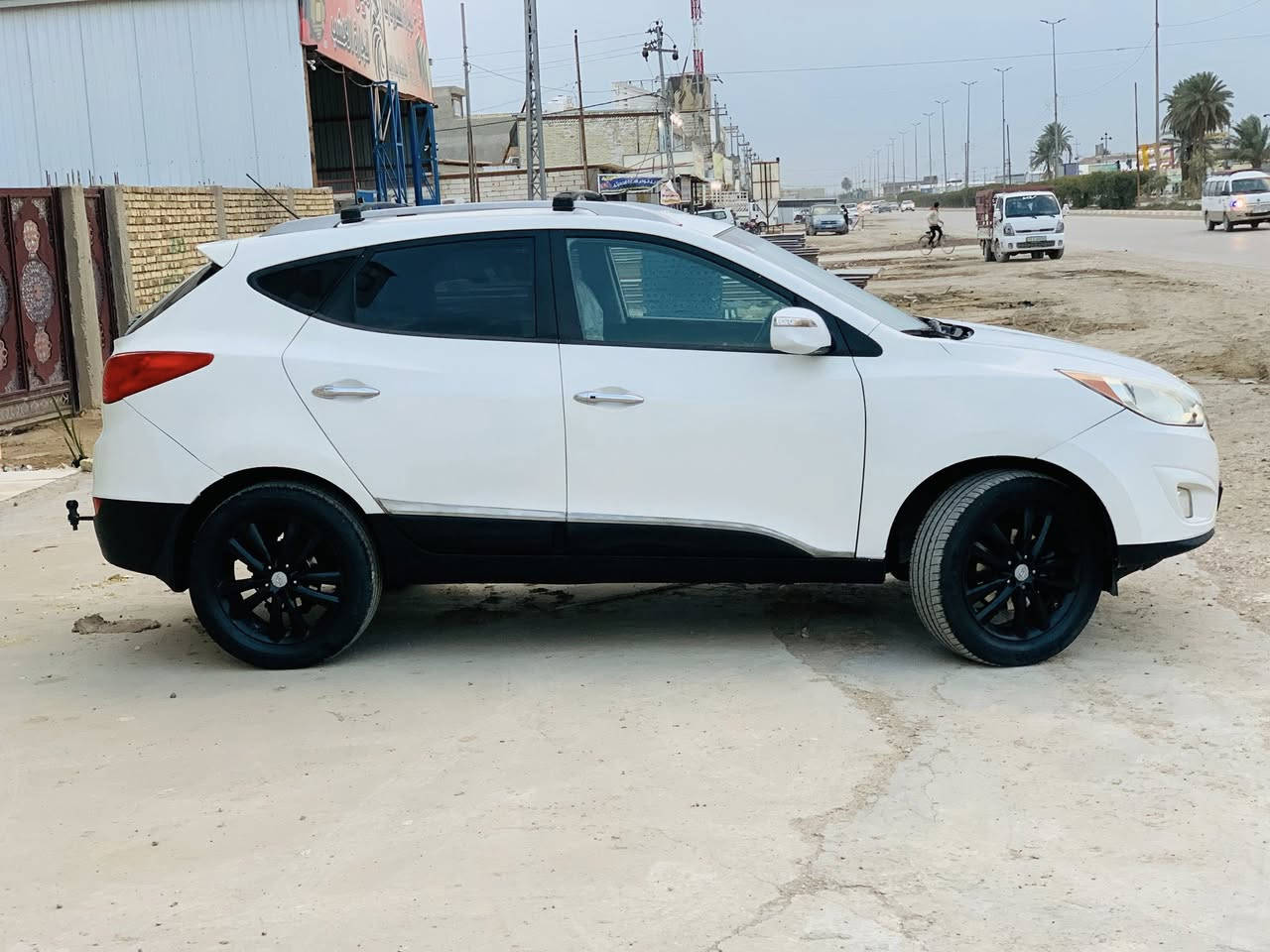 السلام عليكم
توسان موديل 2013 مكينه 2400 دوش بيها صبغ حزام بدون دواخل سيارة فول مواصفات عده الفتحه مداور ثاني يوم السياره جديده مامتعوبه ب 118 بيها مجال ***********
