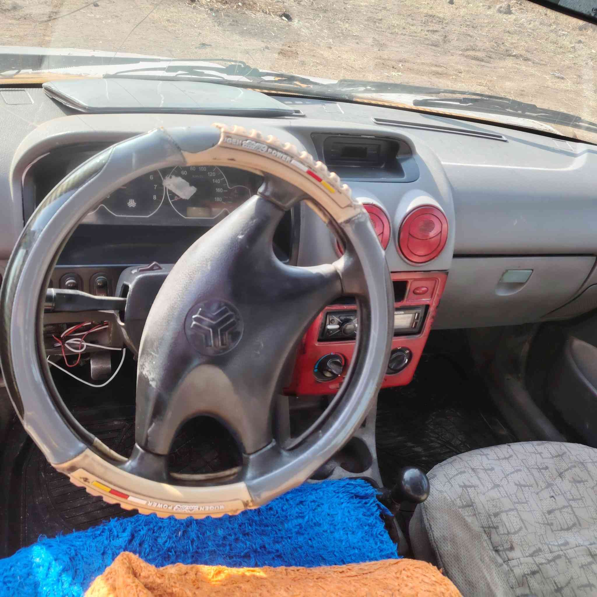 سلام عليكم سايبة لبيع راعي مجود بغداد موديل ٢٠٠١١ مرواس عادي بيع هم مكينة بية تخبير  قليل مكان حلة رقمي ***********
