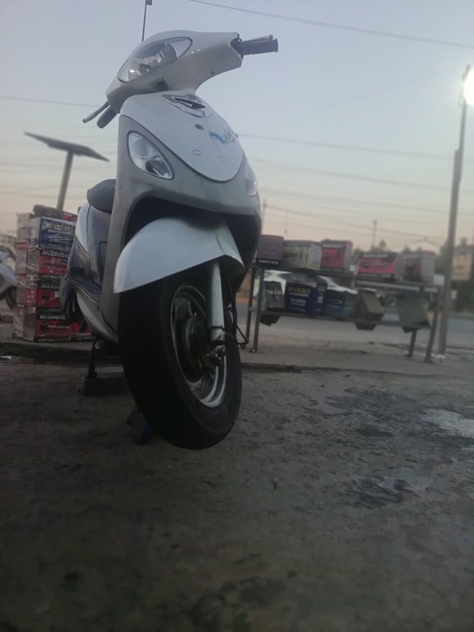 السلام عليكم دراجه ماكس منغولي للبيع الدراجه ناعمه وكامله نقصها بس جوين مال شوته الدراجه بوشه بلاديه بس اني شادلها سل رياضي دراجه خير من الله حلوه السعر 500وبيها مجال رقم ***********
