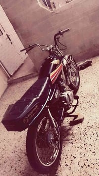 ايراني • ١٨ • مفتوح