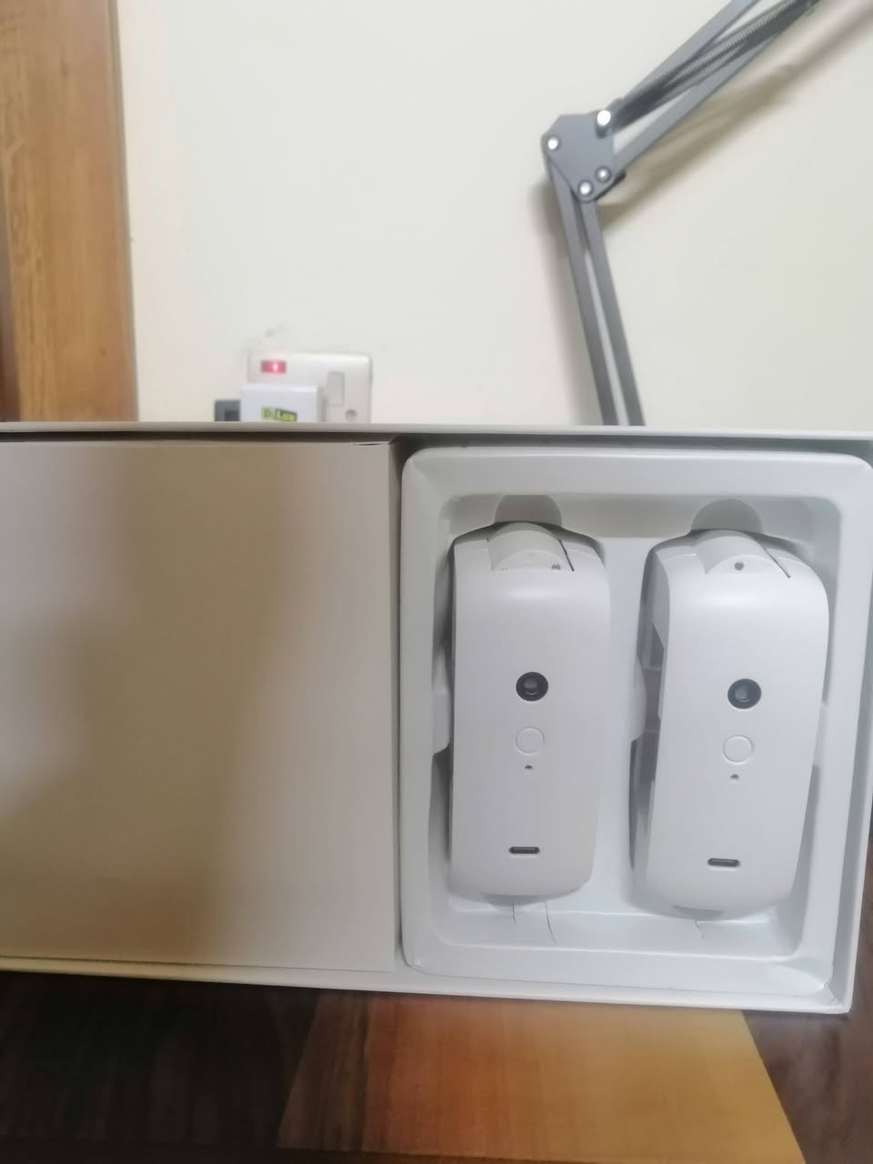 متوفر روبوت سمارت قطعتين للتحكم بالستائر
ربط wifi ملحقات كاملة
السعر 45 الف
يتوفر توصيل لجميع المحافظات


**إذا كنت صاحب هذا الإعلان وتريد حذفه لأي سبب، رجاءا أرسل رسالة إلى الدعم الفني**