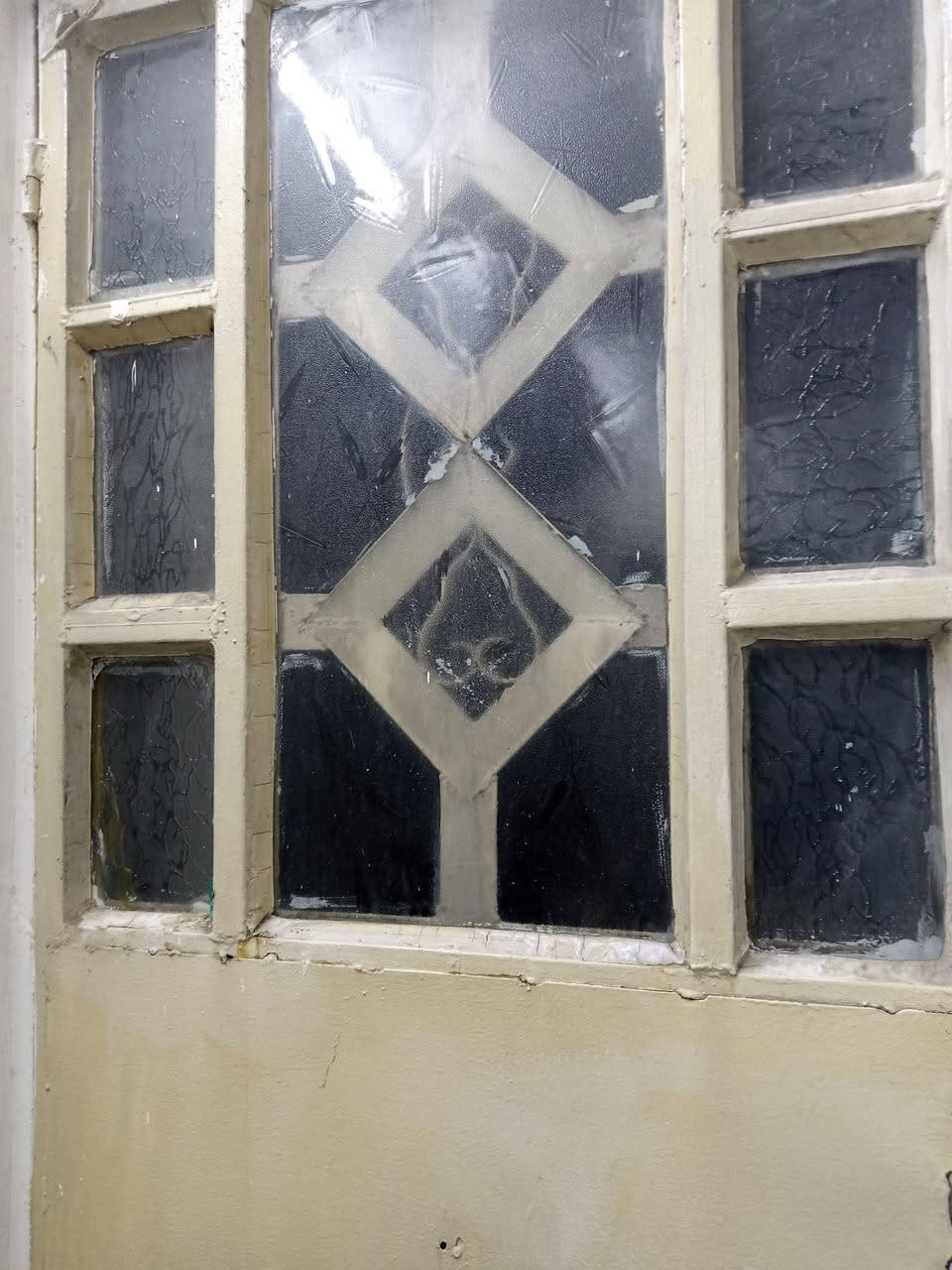 السلام عليكم درج حديد مع سياج مع باب للبيع نظيفات جدا شغل اول


**إذا كنت صاحب هذا الإعلان وتريد حذفه لأي سبب، رجاءا أرسل رسالة إلى الدعم الفني**