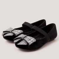 احذيه • للحبايب • توصيل