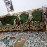 تخم زان • ١٠ مقاعد • نضيف