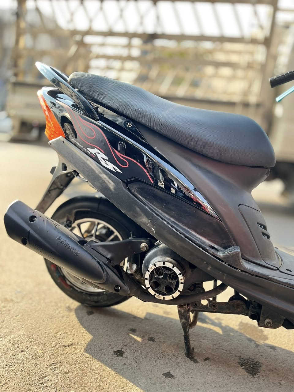 سلام عليكم دراجه ماكس عدله للبيع الدراجه خير من الله ما بيها اي نقص السعر ٦٥٠ وبيها مجال  الرقم ***********
