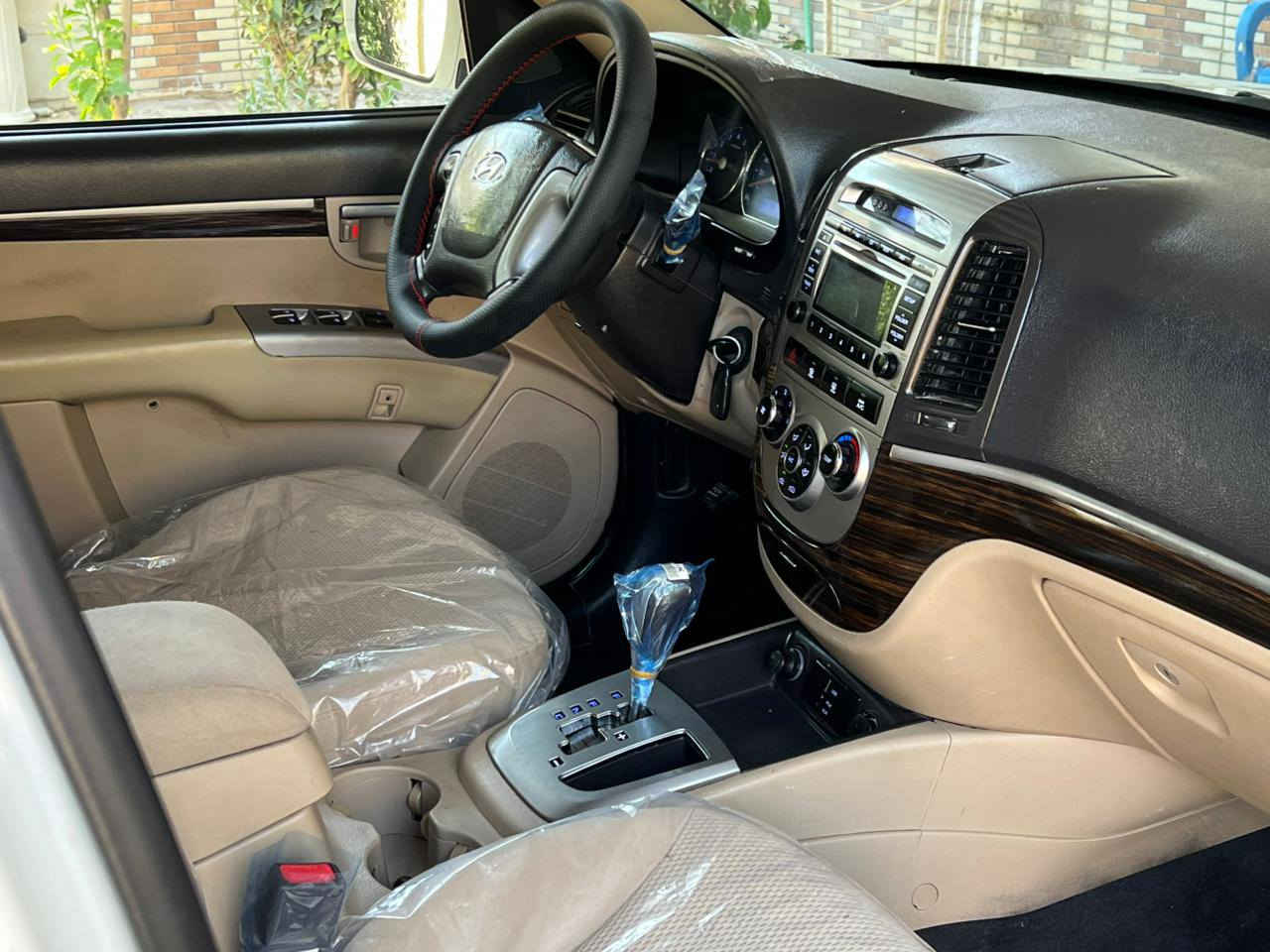 هواندي سنتافيه  
فور ويل دفع رباعي
 تحكم ستيرن جهتين
ع وضع الشركه السياره 
فابلون الشركه بعده  ع قماره ماشيه 
68 الف حقيقي  
 وبسمي شخصياً  هسه رقم الدوالي 11 بغداد سنويه 2030
اتراي زيرو صدر زيرو داخل وخارج نضافه زيرو 
( مكفولها بلاديه لا ضربه ولا صبغ ولا تبديل )  الحمد الله كفاله عامه
موديلها ٢٠١٢ 
مواصفات 
 سته سلندر 
٣.٥٠٠هواي بلاد مامفتوح برغي بلادي مكفول 🔒 
فورويل دفع رباعي 4 \4
سياره من شركه عدي لحد الان ع أيد وحده  جدا مكفوله بدون صبغ ولا اي شي ولاحادث ابد نضيفه جداً
كير تبريد صدر  خير من الله جاهزه 
مكاني بغداد  موديل السياره ٢٠١٢ 
اخوان شراي جناي يتصل ع رقم وتدلل مو شراي ارفع منشور بكلمه يالله ممنون منكم جميعاً
***********

***********
