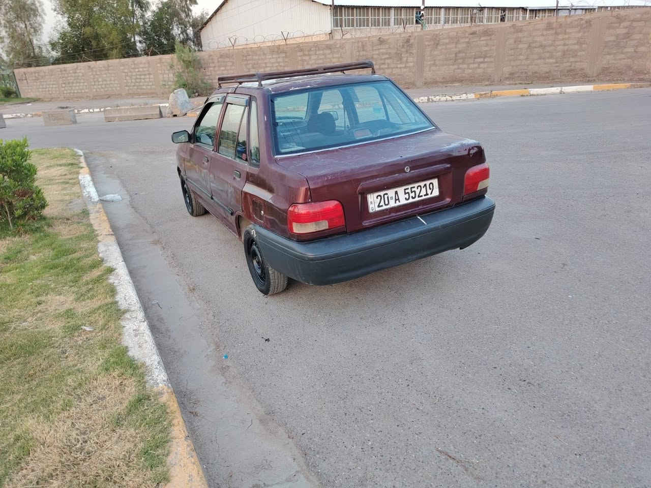كيا برايد موديل 93 رقم نكليزي الجديد سنويه لغايه 2031السعر17مكاني بغداداتصال ***********
