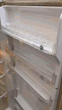 للبيع ثلاجه نضيفه تجميده قوي السعر 100الف العنوان الكراده


**إذا كنت صاحب هذا الإعلان وتريد حذفه لأي سبب، رجاءا أرسل رسالة إلى الدعم الفني**