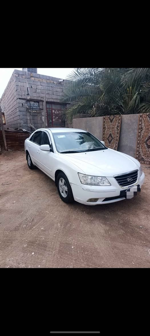 سوناتا  2012 بلاد  وارد كوري / بصره تحويل مباشر السعر 120$
للتواصل *********** البصرة, العراق
