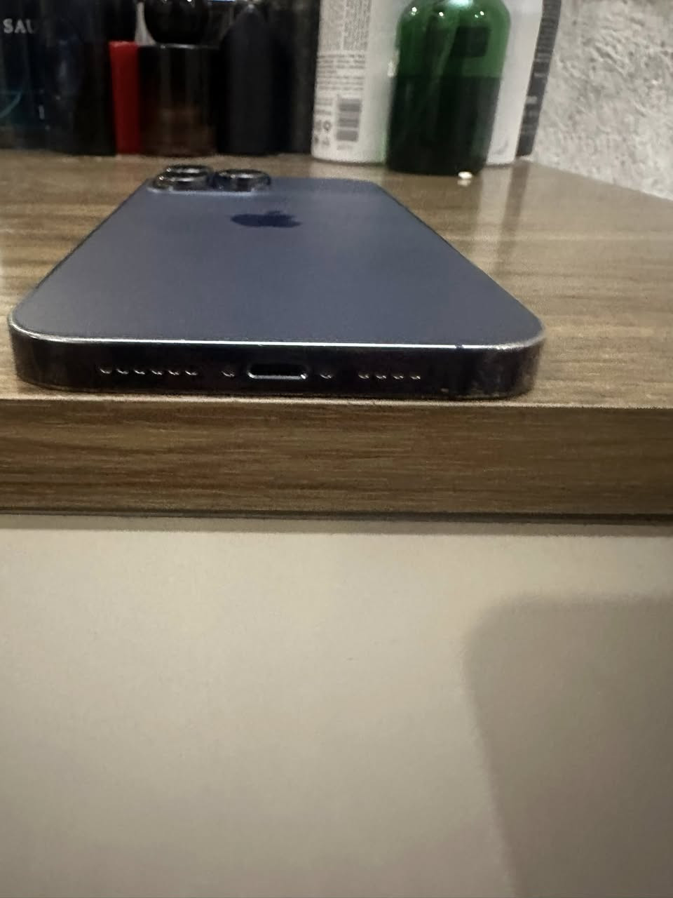 للبيع ايفون 📲 14promax
ذاكره 256
بطاريه 84
لون بنفسجي (الترند)
مبدل فقط شاشه نوعيه مفوله للأخير كلشي شغال إنترنيت اتصال 📞 كامره فيس ايدي الجهاز مال جناي كلش 
السعر 760الف وبي مجال للشراي 
عنواني بغداد الشعب ***********
