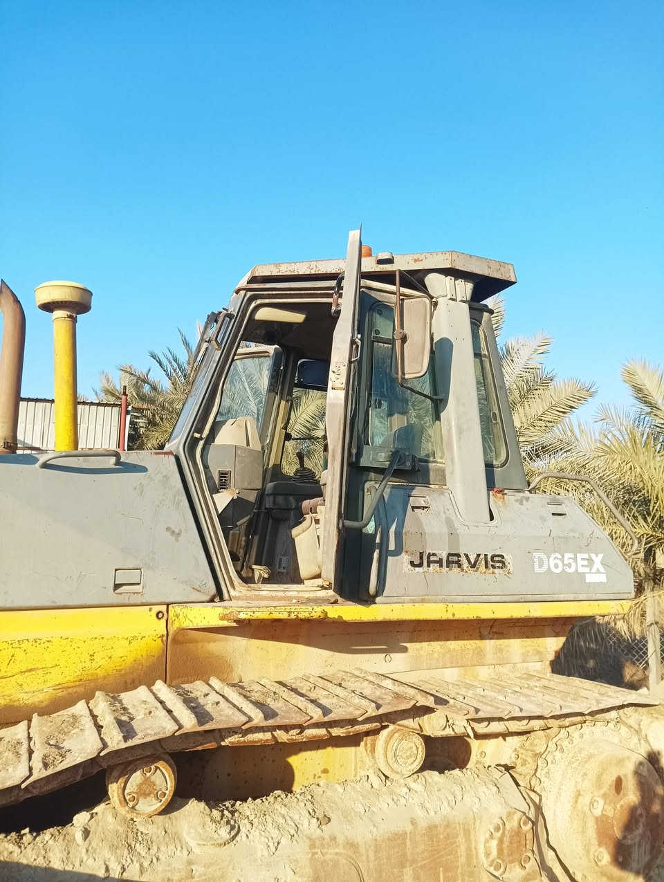 السلام عليكم
#للبيع
بلدوزر موديل 2000
رقم وسنوية 
#رقم بابل 
تحويل ثاني يوم
مكينه نضيفه
رقم الهاتف 
***********
***********
أتصل أو اتراسني وبيك خير تدلل
