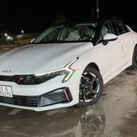 K5 2024 خليجي لون ابيض ساطع ( ثلجي ) رقم أربيل تحويل او وكالة.  كفالة ...