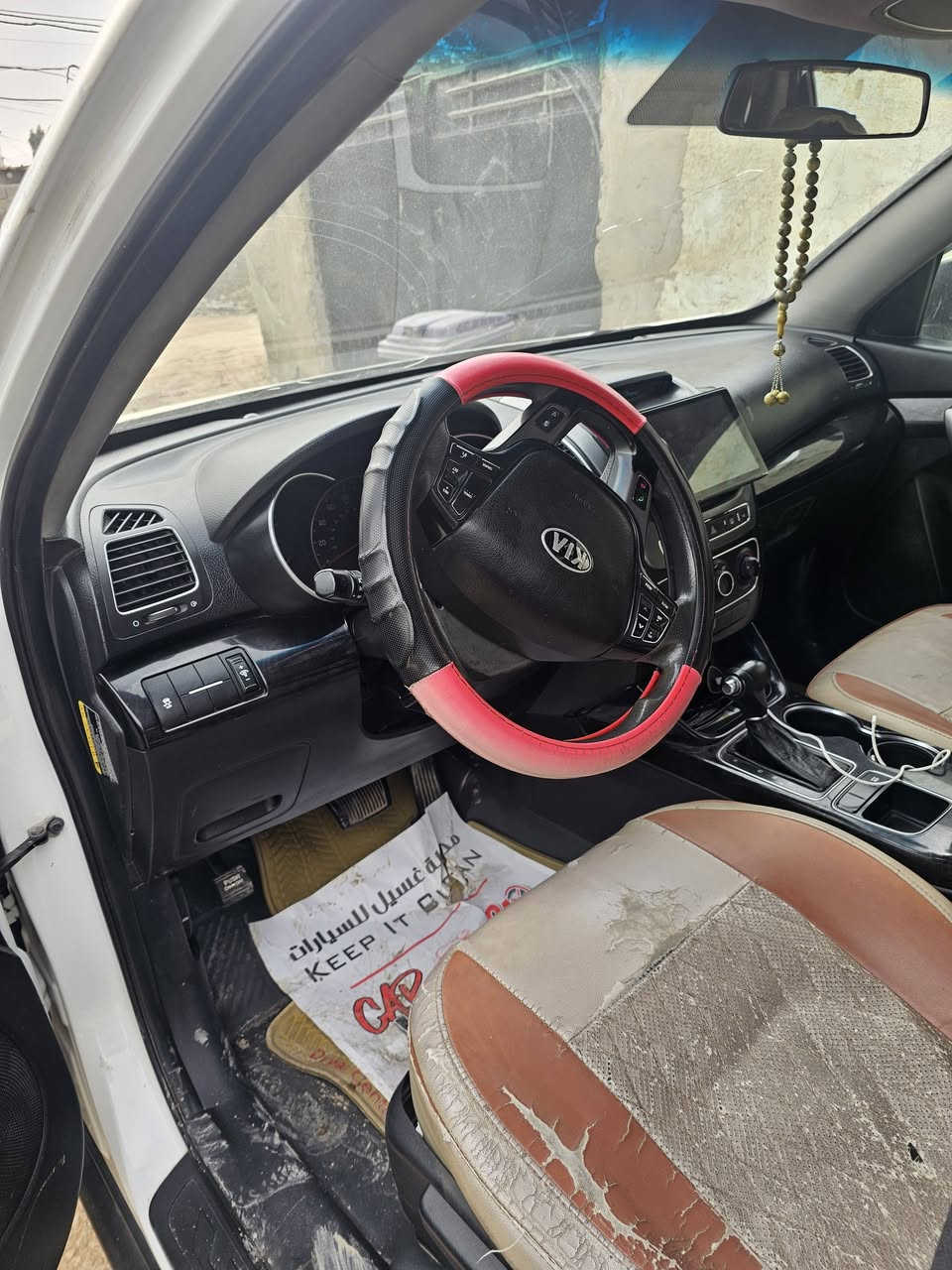 السلام عليكم  عندي سورنتو موديل 15 محرك 2400 بيه حادث جاملخ وبنيد امريكي سعره 140 بغداد  ***********
