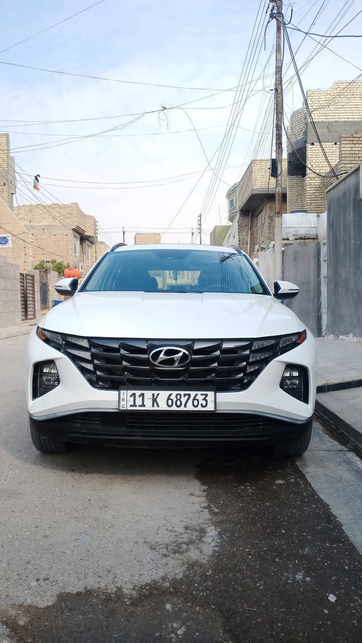 توسان مديل 24 رقم بغداد وارد امريكي 
حادث موضح بالصور تبديل الجنطه نفس اللون وشويه بيها سحب بالحوض 
صار بيها حادث ابغداد 
تبديل باب خلفي وتصليح الجاملغ وصور التصليح موجوده 
فول مواصفات 
بصمة أبواب 
بصمة تشغيل 
فتحة سقف 
كشنات جلد 
حساس امامي وخلفي 
رادار جانبي 
تحكمات استيرن 
كشن السائق كهربائي 
ماشية 22 الف كيلو 
مكينة 2500 
اي نقص مابيها 
السيارة جديده بمعنى الكلمة 
اني مكلف بالنشر 
مكانها بغداد كفائات العبيدي 
رقم صاحب السيارة   ‭0770 086 3020‬
السعر 193 بيها مجال
