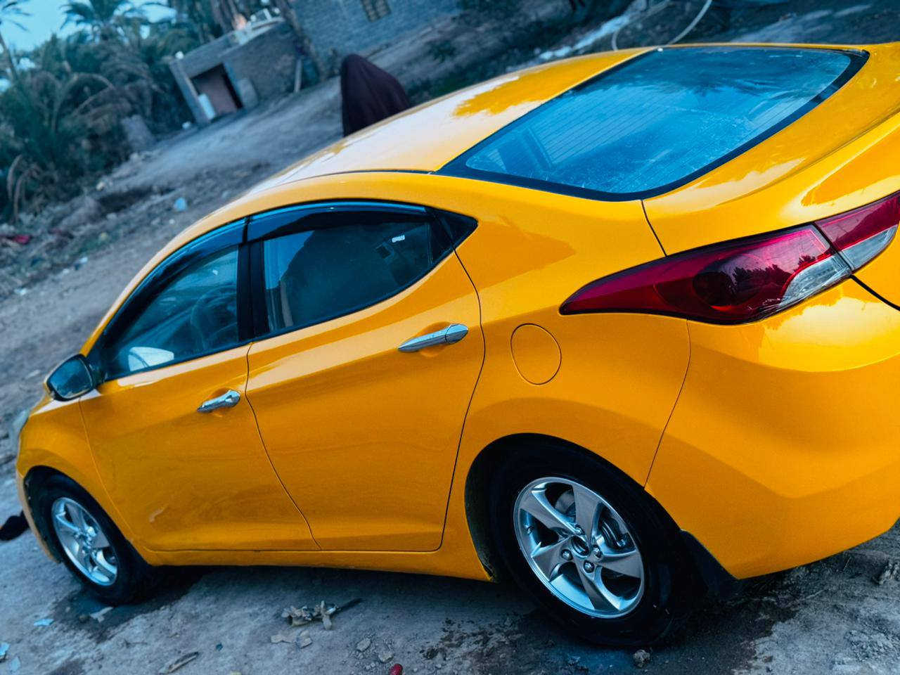 سلام عليكم
سياره النترا موديل 13خليجي مكفوله من ضربه وتبديل مكينه 1600 دوش كير حدايديه وتبريد شرط  بسمنه رقم ذي قار مواصفات سياره اشاير ب مرايه شاشه كامره تحكم ستيرن سعر 93 وبيها مجال رقمي *********** مكاني ناصريه غراف مكلف ب نشر
