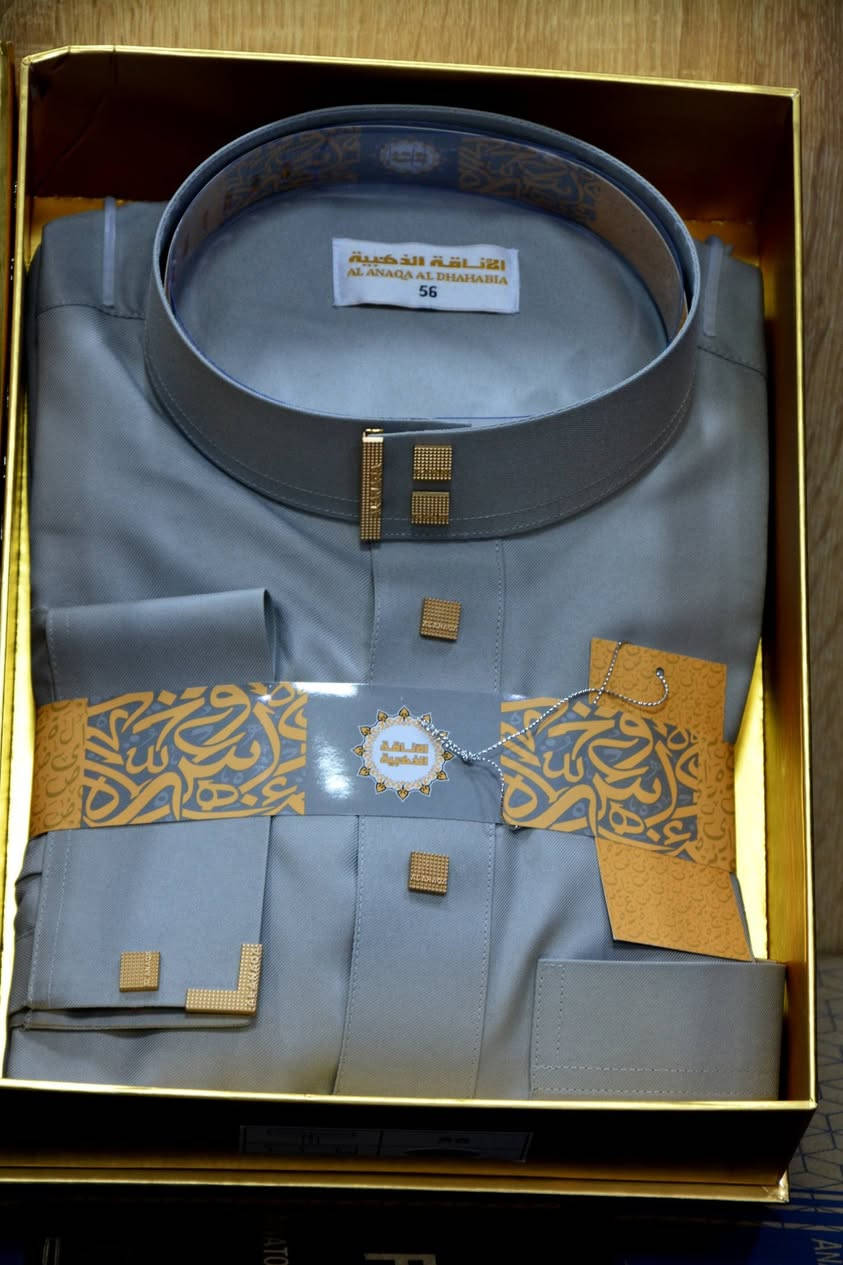 أواخر الأناقة الذهبية – علبة فاخرة
👔 خمس ألوان أنيقة🤎🖤💙✔️
📏 المقاسات: 52 / 54 / 56 / 58

📱 واتساب: 0549849277


**إذا كنت صاحب هذا الإعلان وتريد حذفه لأي سبب، رجاءا أرسل رسالة إلى الدعم الفني**