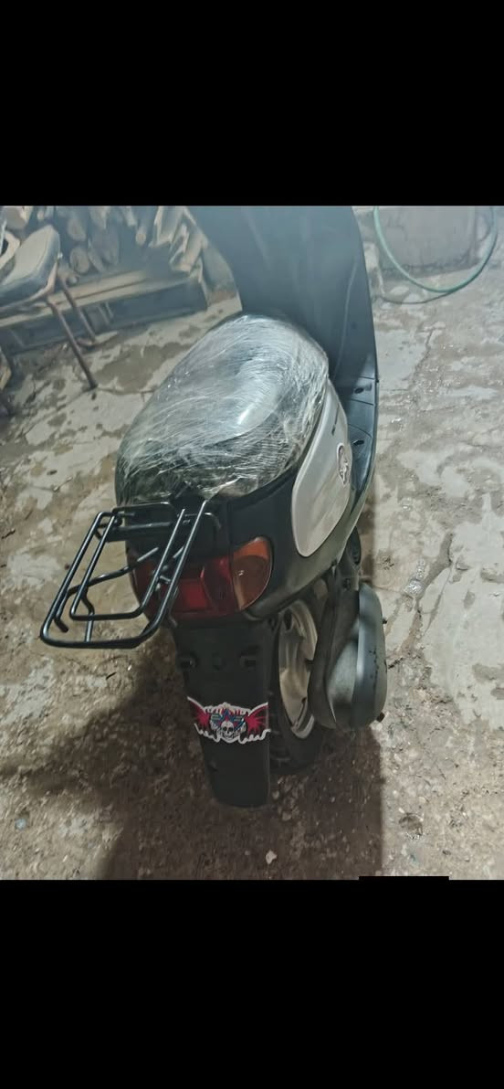 ماطور خمس زروف مومفتوح سعر450وبيه مجال محرك فول شغل سلف تطلع مكان موصل جانب الأيمن ***********
