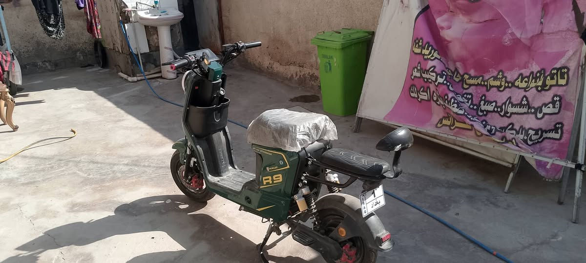 ار 9 للبيع بدون بطاريات السعر 200 وبيهة مجال مكاني بغداد السياحي *********** واتساب
