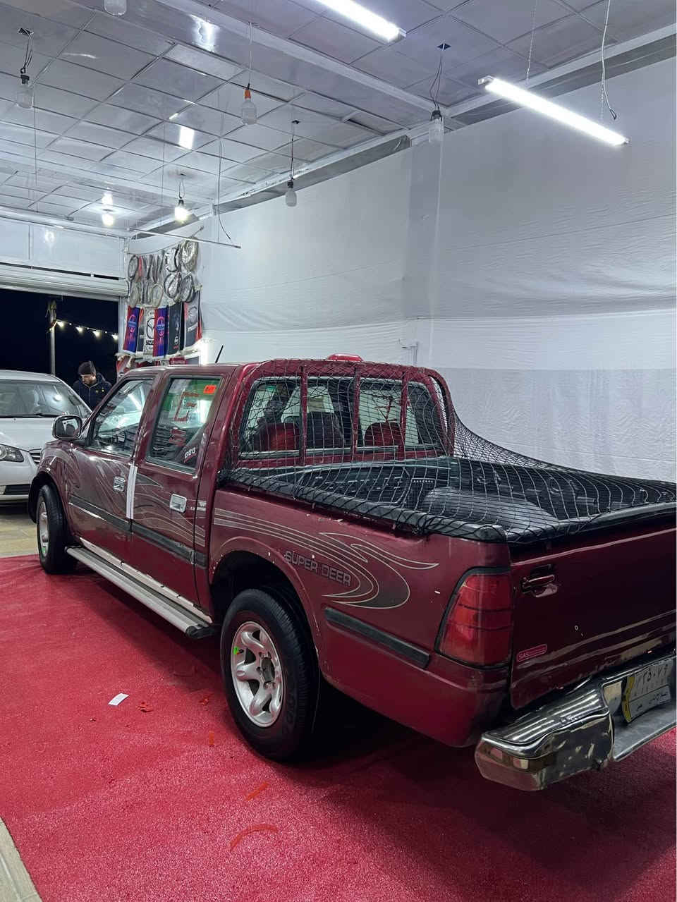 24 وةرةقةو مةجال
مؤديل 2009
بيلاد كابريتةر 
مةنةفيست 
بي ليدران جام كارةبا 
اشياي تةبريتي كامل پيوةية 
دةشبول مةرزية 
ويلكةپ و دؤسةو ناو بؤدي شاز 
بؤياغي نية 
وةرگةراو براوة گيرو مةكينةي و ئةكسل و كارةباي بةشةرت 
لةشاري كؤيةم گؤرينةوة و قست و قةردم نية 
***********
*********** كويسينجاك, أربيل
