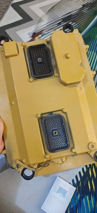 عقل بلدوزر كتربلر D6 • داينمو كوماتسو جديد • قطع غيار