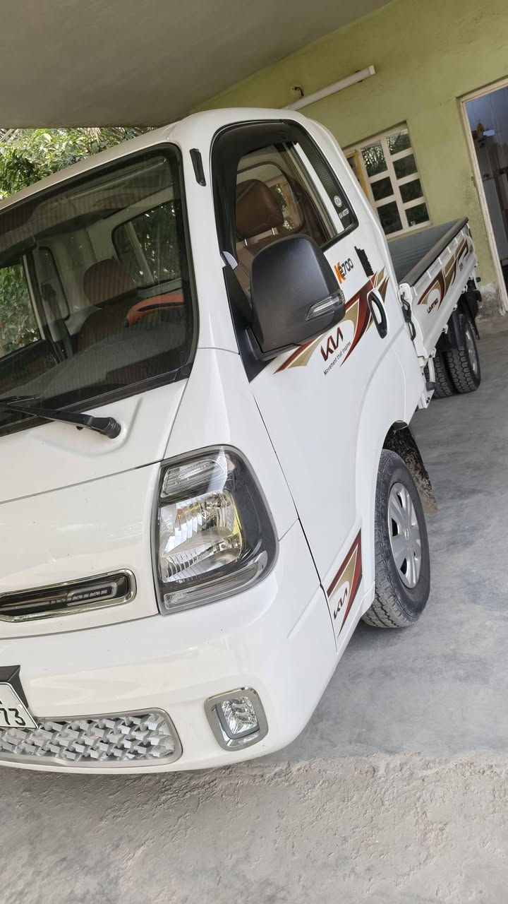 سلام عليكم كيا بنكو 2024 فولل سستم ماشي 36 كفاله من زلغ للمراوس فقط ب2025 او 2026
بدون سستم 
*********** 
‏‪***********‬‏
