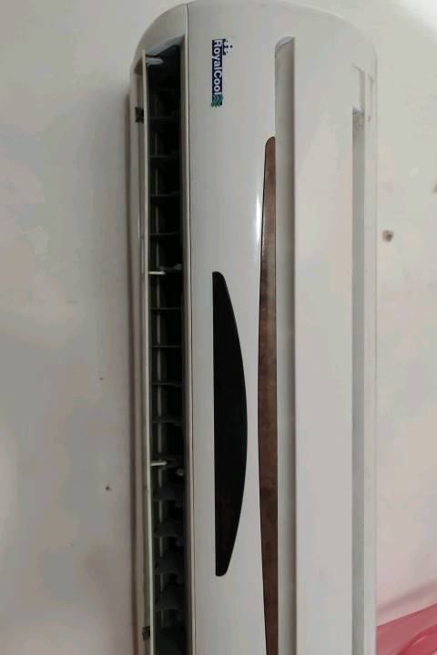 سبلت للبيع 
شغال كلشي بيه 
حار بارد 
تجي تفكه وتاخده 