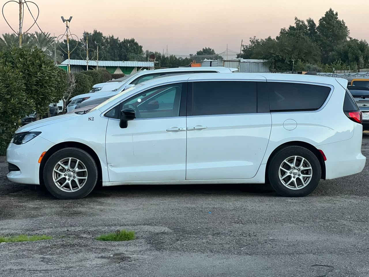 باسفيكا فيوجر موديل 24 قبل يومين دخلت بغداد حادث بسيط كدام عينكم بدون تصليح على وضعهه السعر 193 رقمي ***********
