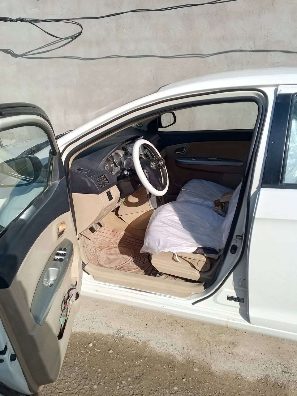 لام عليكم للبيع سياره كريت وول فولكس موديل 2011 مكينه وكير كورله جاهزه من تخم تاير صدر دوشمه. مابيه كل نقص بيه مكان صبغ بدون ضربه سعر 38بيه مجال بسيط رقم بغداد جديد كبل تحويل مكان ديالى جديده الشط قرب مطعم سامان ***********
