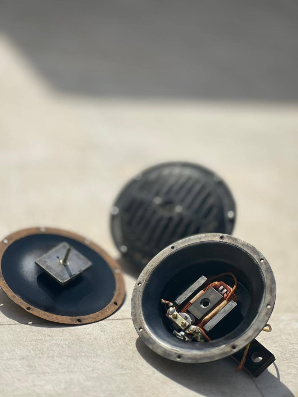 السلام عليكم هورنات انديات للبيع الهورنات ما مصلحات فولتيه ١٢ بلادي***********
