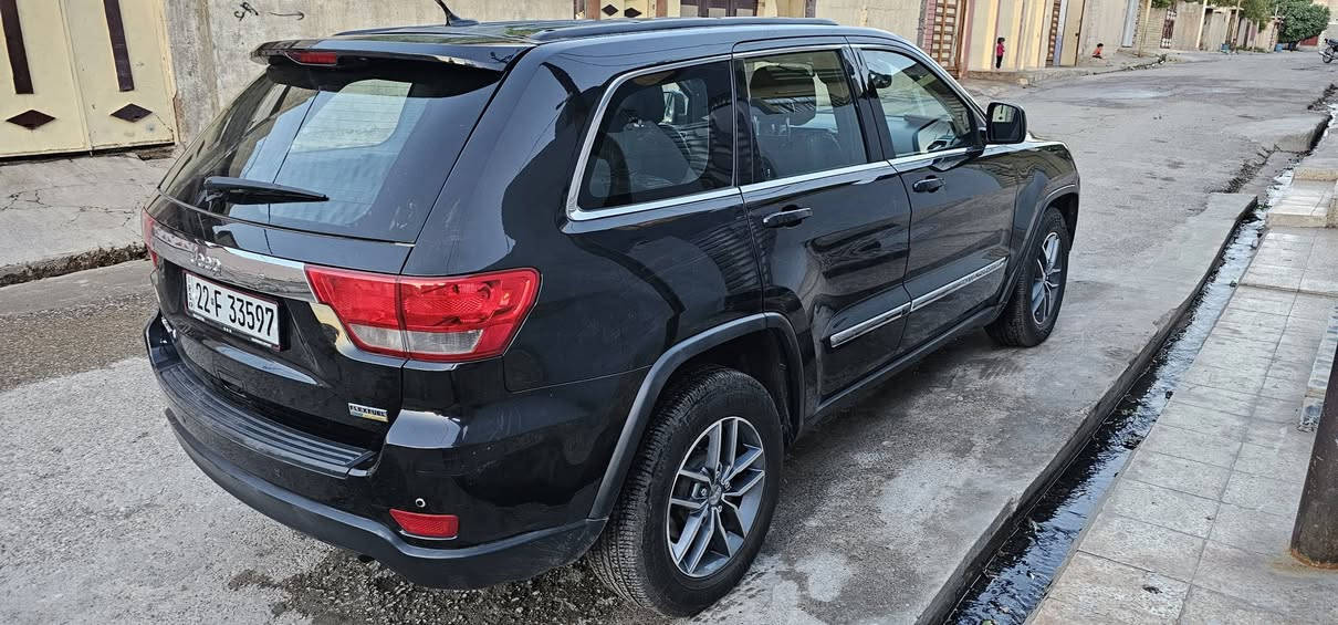 مكينه 6 دوش بدون ضرر لون اسود 
مكينه مامفتوحه مكانها موصل اي استفسار 
اتصل واني حاضر بلخدمه اذا مو شراي لاتتصل
***********
*********** بغداد, العراق
