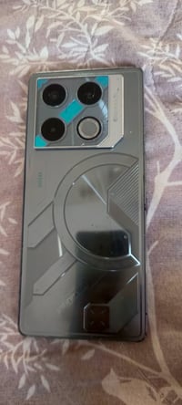 انفنكس جي تي 20 برو  Gt 20برو بوبجي 120 فريم  الظهر مفطور والشاصي مضرب...