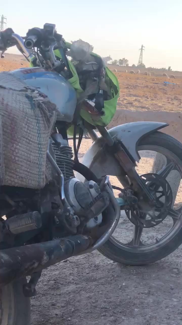 سلامن عليكم دراجه لبيع 2018 وراق صوليه شرط ومكينه 
نضيفه لا تبخير ولا صوت ولا تنقيص لموقع طريق كربلاء نجف 
عمود 1060  استفسار *********** سعره 350 وبيه مجال
