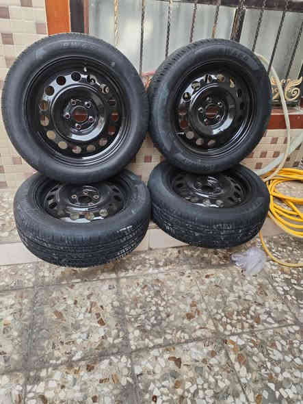 السلام عليكم للبيع وياله حجم 17 مال كصه صافيات لا بلنص ولا عواج شرط اصليات وياهه تخم تايرات صار شهرين من شادهن صبغ حراري مكاني حله قرب مركز ثورة رقمي *********** خاص مفتوح السعر ب475 وبيه مجال بسيط
