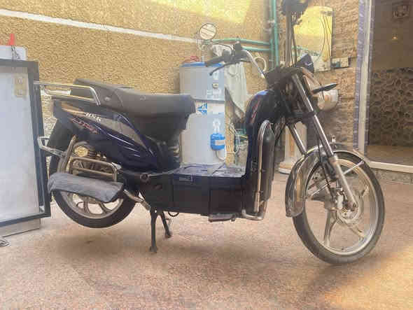 السلام عليكم دراجه هارلي للبيع يحتاج الها ترتيب كهربائيات وبطاريه مااعرف اسعارهن قيم بالي يرضي الله وما اقصر وياك ***********
