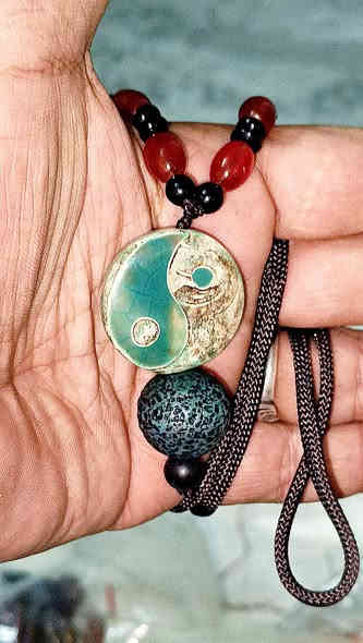 وينه اليدور. تحف التحف ومال زماط وشرط الشغل حجر الأخضر الافريقي المرصود مع حجر العقيق التبت الأنتيك نوادر فول الفول وشرط الشغل تاخذة منجم 14 ليلة وبي توكيل عام وخدام وجاهز للحمل يعمل جلب الحظ والسعادة ووفرة المال والرزق محبه وعطف طاعة قبول عگد لسان تسهيل أمور بيع وشراء جاه وجاها   يوجد توصيل ***********       ***********
