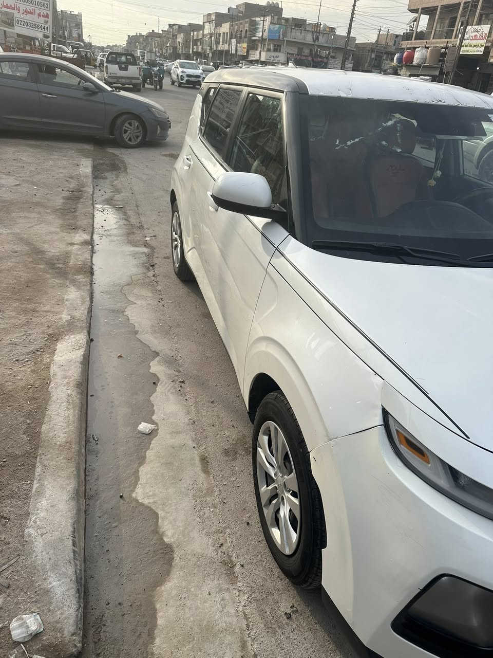 صول موديل ٢٠٢٢ حادث مال امريكا مبدل بنيد والباب الخلف السائق معمر نفسة السيارة جاهزة وبيه تخم تاير جديد بالإضافة تشغيل بصمة وتشغيل عن بعد عارضة ١٤٠ وبيه مجال مكان السيارة بغداد حي العامل الرقم ***********
