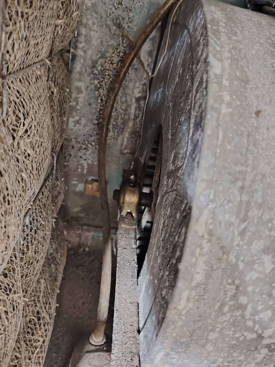قشر مبرده ٢ ونص نظيف للبيع ***********

