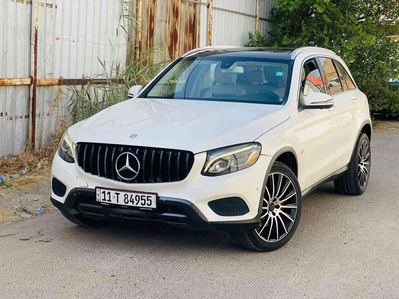 مارسيدس مويل ٢٠١٧ بدون ضرر اي استفسار ***********
