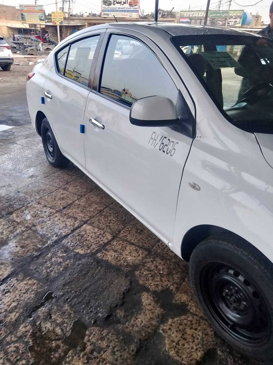 السلام عليكم نيسان سني هندي موديل ٢٠١٩
 خليجيه رقم بغداد دولي والهزه جديده 
كير مكينه مكفولات صدر امامي خلفي شادهن جدت 
السياره مال بيت وكلش حلوه تجي وشوف ابعينك 
السياره بيهه ٤مكانات صبغ فقط والباقي مكفول 
نقصهه تبريد فقط بس غاز ....تخم تايرات شادهن 
جدت ....السعر ٧٦ وبيهه مجال بصيط حك جيتك 
وتدلل مكان السياره الشعب شارع الصحه قرب مثلجات 
تفاحه......🍎🍎🍎 ***********
