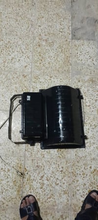 للبيع • العدد ٥ • مكلف بالنشر