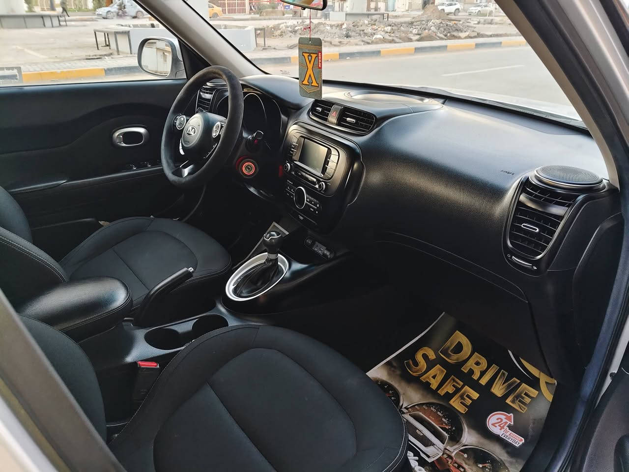 كيا صول 2017
وارد أمريكا
الحادث: ضربة خفيفة جدًا
بأمريكا: بالجاملغ  الأمامي بارد  فقط
بالعراق: قبق الصندوق بارد  بسيط جدآ 
بدون صبغ كفالة
بدون إيرباكات – كلها سليمة
ماشية 84 ألف ميل
مكينة 2000 gdi
التبريد ممتاز
شاشة + كامرة
الإطارات بحالة جيدة
تغليف PPF للحماية (يم زيدون الخطاط)
ضمان 5 سنوات
ما بيها أي نقص
💰 السعر: 123
📍 المكان: بابل
📞 ***********
