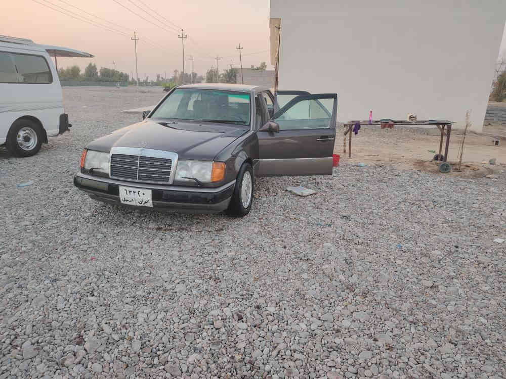 مارسيدس موديل ٩٢ بلادي رقم أربيل بسمي تحويل وكاله سنويه صاقطه صدر تأيرات جديده سياره بدون ضربه سقف اسلايت  لايت زينون داخل رصاصي تبريد ثلاج غرف نضيفه اريل كهربائي كشنات كهربائي جامات كهربائي مكان كلار كفري السعر ٥٣ بي مجال *********** كيفري
